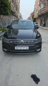سيارات-volkswagen-tiguan-2017-r-line-عين-مليلة-أم-البواقي-الجزائر