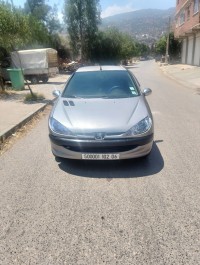 سيارات-peugeot-206-2002-تيمزريت-بجاية-الجزائر