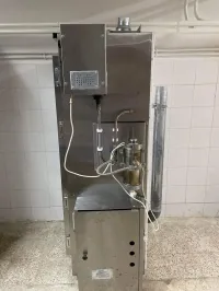 Fumoir professionnel à gaz neuf, et déshydrateur de fruits et légumes