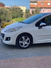 voitures-peugeot-207-2012-allure-guelma-algerie