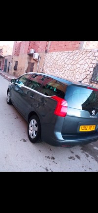 سيارات-peugeot-5008-2012-allure-السنية-وهران-الجزائر