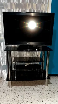Tv LG 32 pouces simple bon etat 
