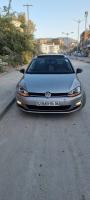 moyenne-berline-volkswagen-golf-7-2014-cup-el-milia-jijel-algerie