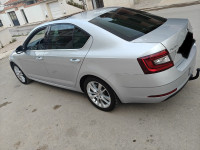 voitures-skoda-octavia-2018-clever-guelma-algerie