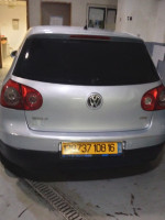 moyenne-berline-volkswagen-golf-5-2008-bouzareah-alger-algerie