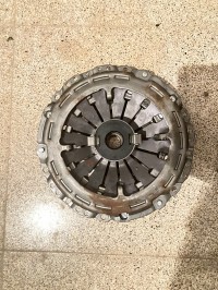 قطع-غيار-المركبات-kit-embrayage-أوقاس-بجاية-الجزائر