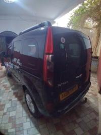 سيارات-renault-kangoo-2015-confort-أرزيو-وهران-الجزائر