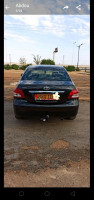 voitures-toyota-yaris-sedan-2011-sd-23-souk-ahras-algerie