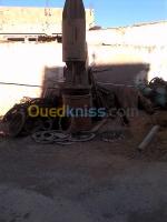 oran-hassi-ben-okba-algerie-construction-travaux- une-machine-pour-fabrication buse