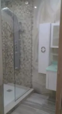 TOUS TRAVEAUX DU VERRE TREMPE