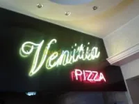 ENSEIGNES LUMINEUSES