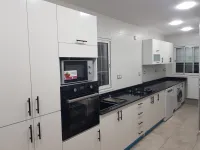 cuisine sur mesure hi-gloss et MDF