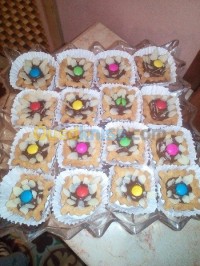 الجزائر-باب-الواد-توريد-الطعام-و-حلويات-gâteau