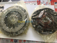 pieces-moteur-kit-embrayage-isuzu-d-max-25-ain-mlila-oum-el-bouaghi-algerie