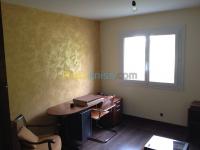 الجزائر-باب-الزوار-ديكورات-و-ترتيب-peinture