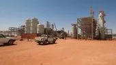 BACS DE STOCKAGE POSE PIPE LINE
