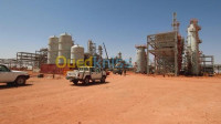 ouargla-hassi-messaoud-algerie-construction-travaux-bacs-de-stockage-pose-pipe-line