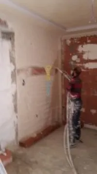 platre projter  mp 75 