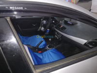 moyenne-berline-renault-megane-3-2010-dynamiquee-medea-algerie