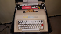 alger-staoueli-algerie-antiquités-collections-machine-à-écrire-dactylo-olivetti-35