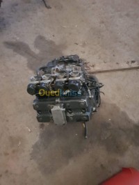 سيدي-بلعباس-الجزائر-قطع-للدراجات-النارية-moteur-bandit-750