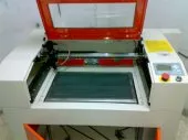 machine decoupe et gravure  Laser 