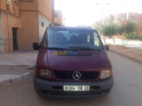 laghouat-algerie-break-familiale-mercedes-classe-v-fashion-edition-1998