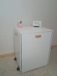 Petit bureau pliable - مكتب صغير قابل للطي 