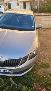 سيارات-skoda-octavia-2018-ambition-الخروب-قسنطينة-الجزائر