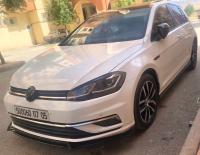سيارات-volkswagen-golf-7-2017-confort-line-باتنة-الجزائر