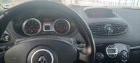 voitures-renault-clio-3-2012-night-and-day-mesra-mostaganem-algerie