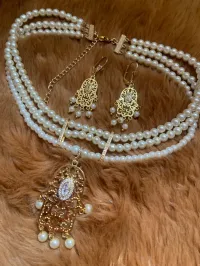 Parure de luxe ras de cou plus boucles d oreilles dernière collection de ah bijoux