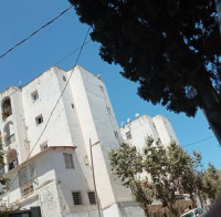 appartement-location-f3-alger-said-hamdine-algerie