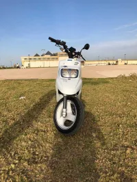 YAMAHA MBK BOOSTER 2014