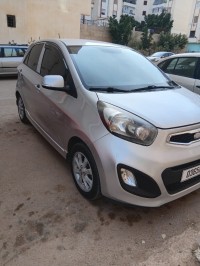 سيارات-kia-picanto-2013-funny-معسكر-الجزائر
