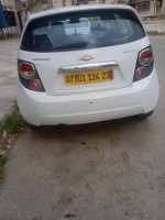 utilitaire-chevrolet-sonic-hatchback-2014-annaba-algerie