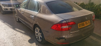 grande-berline-skoda-superb-2014-staoueli-alger-algerie