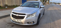 voitures-chevrolet-cruze-2010-dar-el-beida-alger-algerie