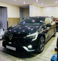 voitures-renault-clio-5-2023-rs-line-oran-algerie