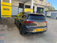 voitures-volkswagen-golf-8-2021-edition-blida-algerie