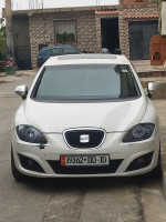 voitures-seat-leon-2010-bouira-algerie