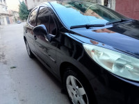 voitures-peugeot-207-2012-medea-algerie