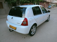 voitures-renault-clio-campus-2012-bye-medea-algerie