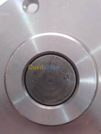 المحرك-و-علبة-السرعة-pompe-eau-isuzu-d-max-3-عين-مليلة-دار-البيضاء-أم-البواقي-الجزائر