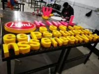 Panneau publicitaire لوحات إشهارية lettre lumineuse حروف ضوئية 