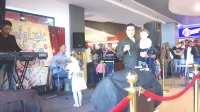  Chanteur pour vous fête s
