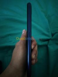Samsung Galaxy M20 thumbnail 2