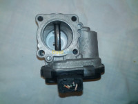 pieces-moteur-papillon-peugeot-1-6-hdi-ford-tdci-belouizdad-alger-algerie