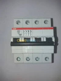 Disjoncteur ABB 63A MCB 4 Pole Type C
