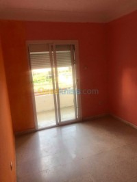 البليدة-بني-تامو-الجزائر-شقة-byaa-shk-3-ghrf-alblyd-bny-tamo